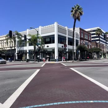 Old Town Pasadena - Landmarks & Historical Buildings Near Me - Pasadena, California