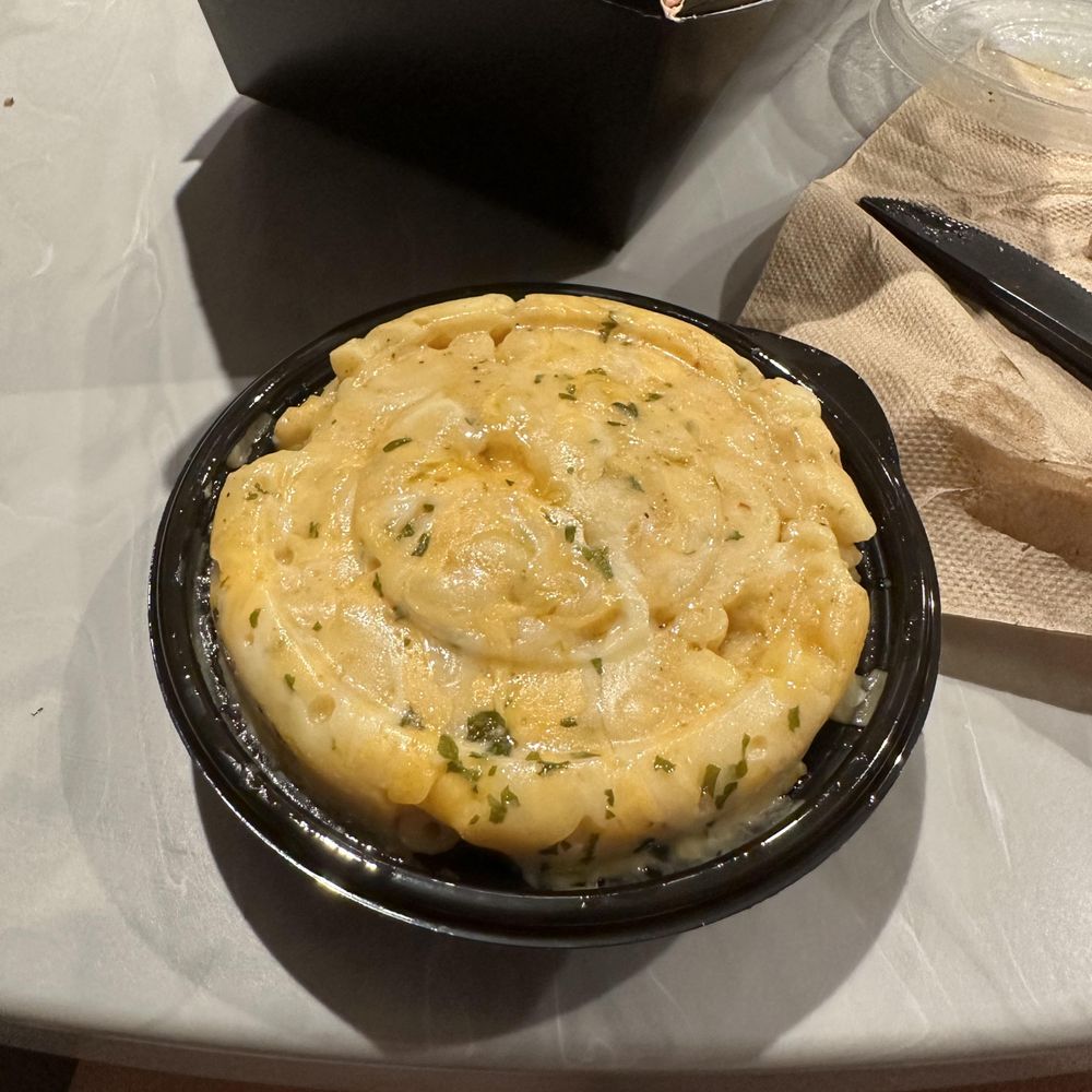 Cornbread Brooklyn - mac and cheese - Soul Food Near Me - Brooklyn, New York Cornbread Brooklyn - mac and cheese - Soul Food Near Me - Brooklyn, New York