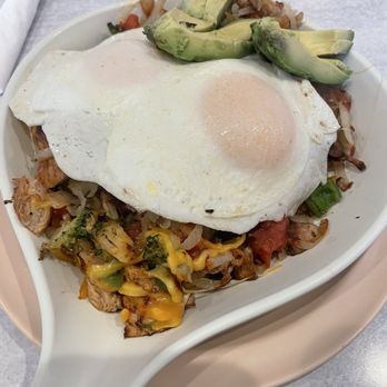 Diner Grill - Veggie skillet add chicken and avocado - Diners Near Me - Chicago, Illinois