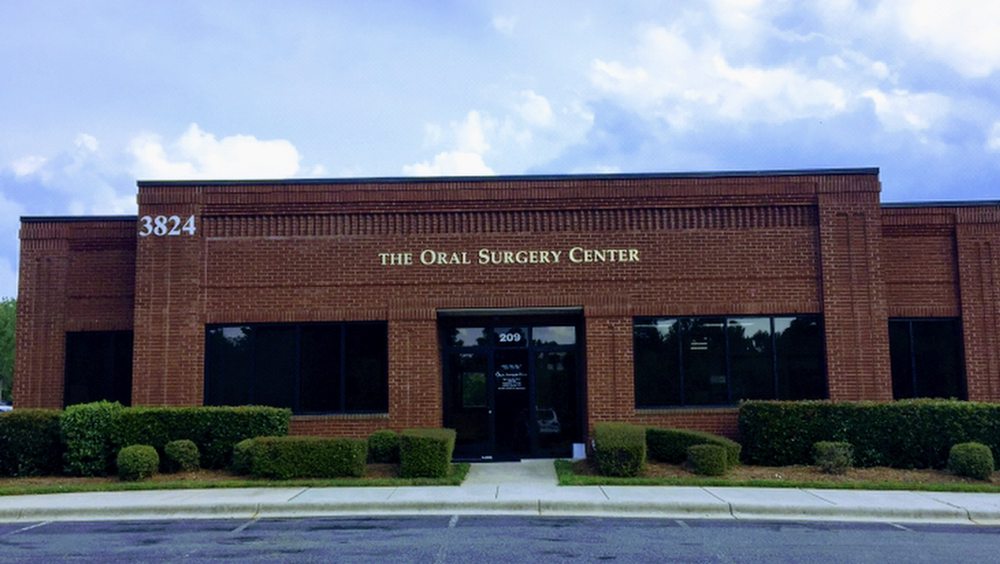 THE ORAL SURGERY CENTER Updated September 2024 3824 N Elm St