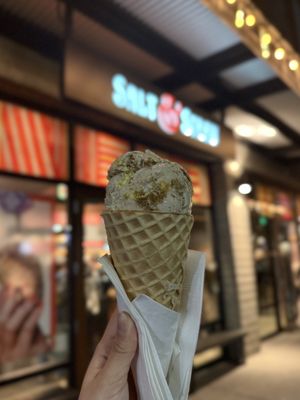 Salt & Straw by null