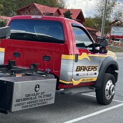 Baker's Wrecker Service - Bakers Wrecker Service