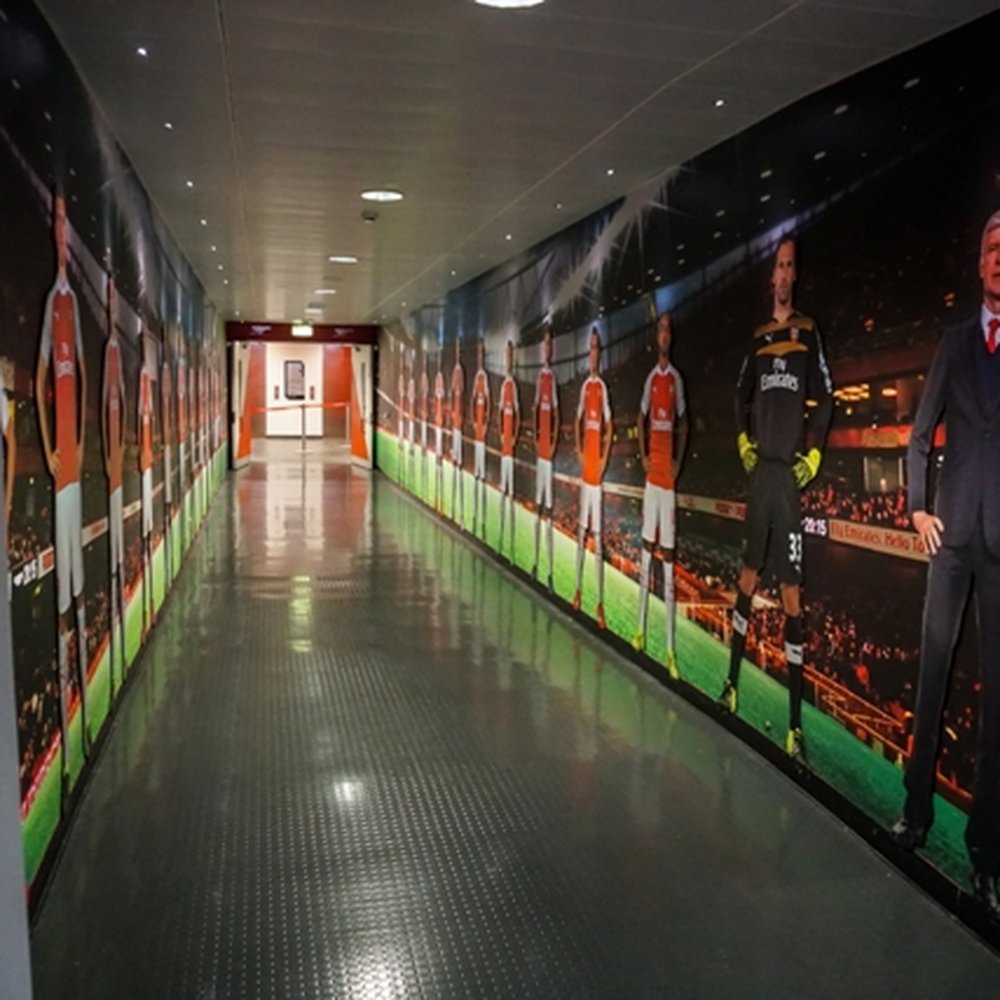 The Emirates Stadium - ! - Stadiums & Arenas Near Me - London, XGL The Emirates Stadium - ! - Stadiums & Arenas Near Me - London, XGL