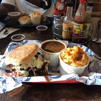 Central BBQ - Pulled pork sandwich, baked beans, and Mac & cheese - Barbeque Near Me - Memphis, Tennessee Central BBQ - Pulled pork sandwich, baked beans, and Mac & cheese - Barbeque Near Me - Memphis, Tennessee