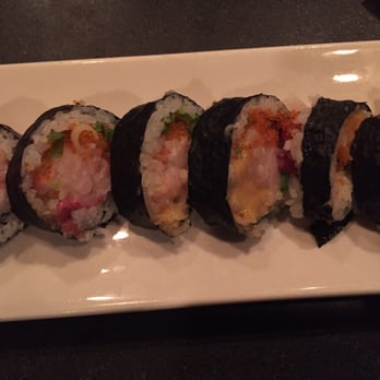 Umi Sake House - I heart roll - Sushi Bars Near Me - Seattle, Washington Umi Sake House - I heart roll - Sushi Bars Near Me - Seattle, Washington