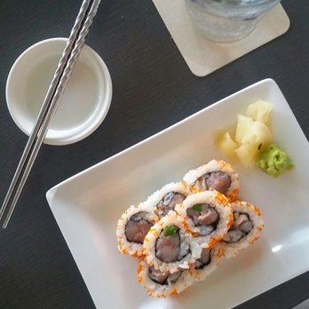 Hilo Bay Cafe - Yellowtail roll~ - New American Near Me - Hilo, Hawaii Hilo Bay Cafe - Yellowtail roll~ - New American Near Me - Hilo, Hawaii
