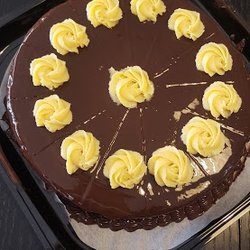 A really devilicious chocolate cake. It's not too sweet.
