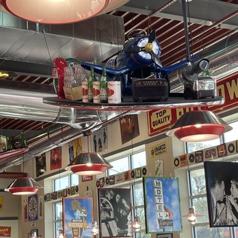 Portillo's Tucson - Amazing wall decoration - Hot Dogs Near Me - Tucson, Arizona Portillo's Tucson - Amazing wall decoration - Hot Dogs Near Me - Tucson, Arizona