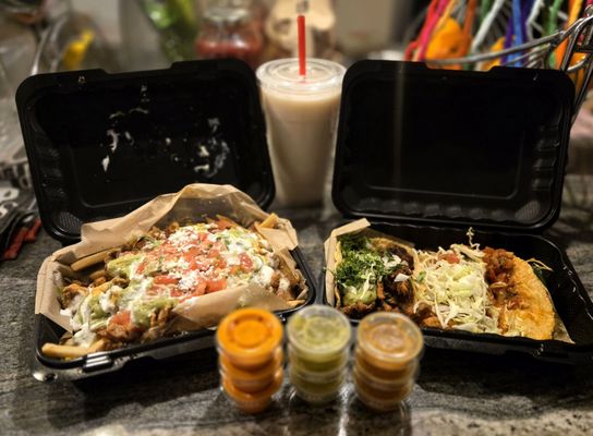 Contodo Fresh Mexican Eats by null