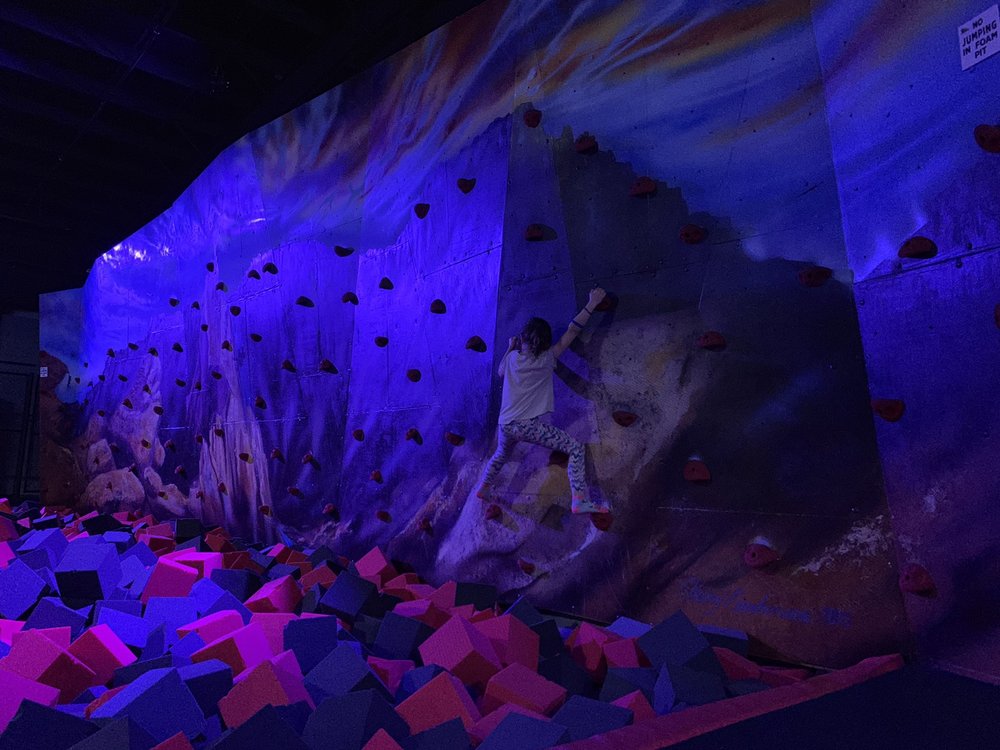 AIRBORNE EXTREME 44 Photos & 12 Reviews 730 S Range Ave, Denham