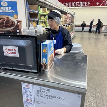Costco - Employee Anna - Wholesale Stores Near Me - Melville, New York