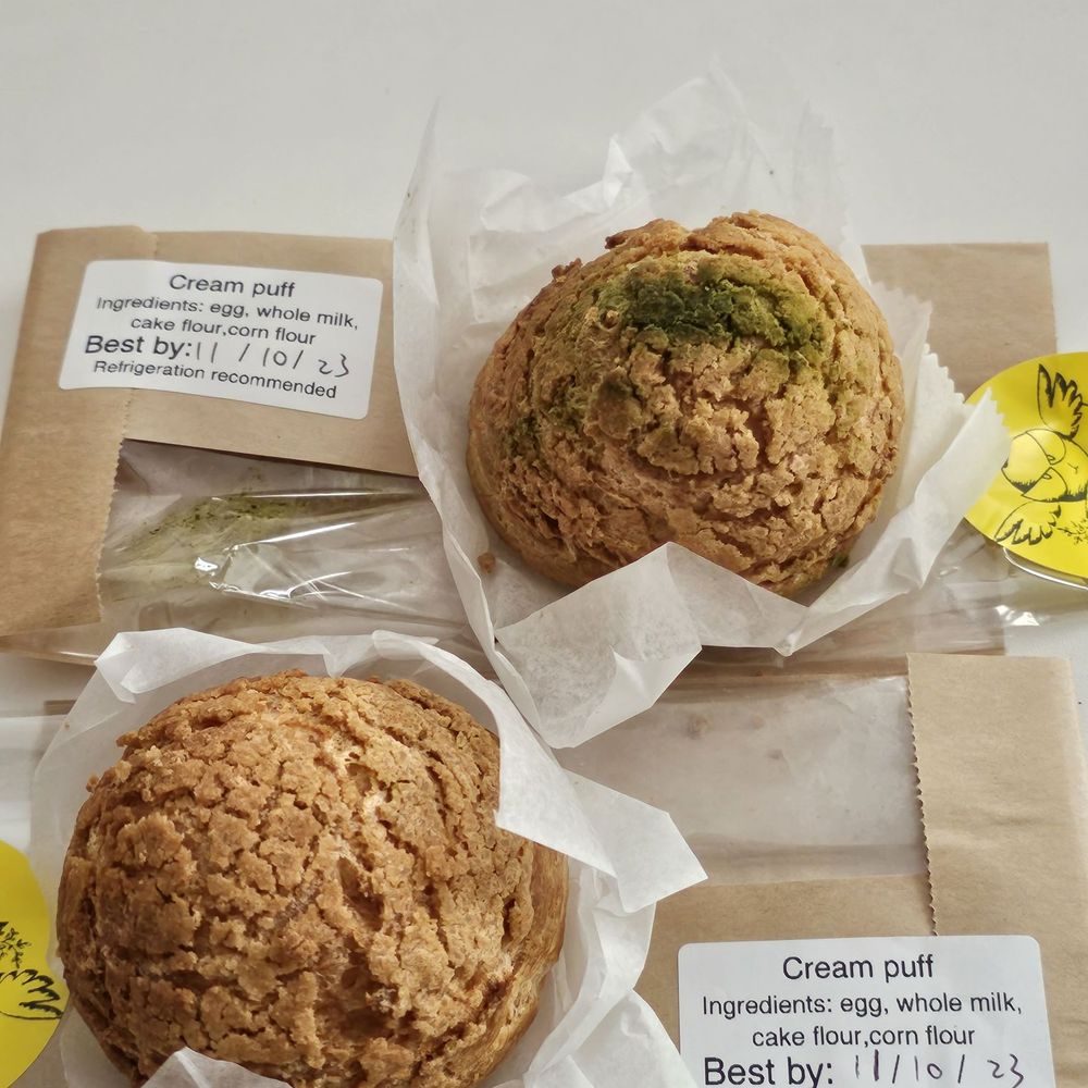 Original cream puff & Matcha cream puff Original cream puff & Matcha cream puff