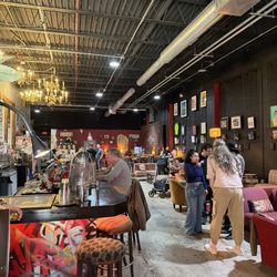 3BR Distillery - Inside near bar