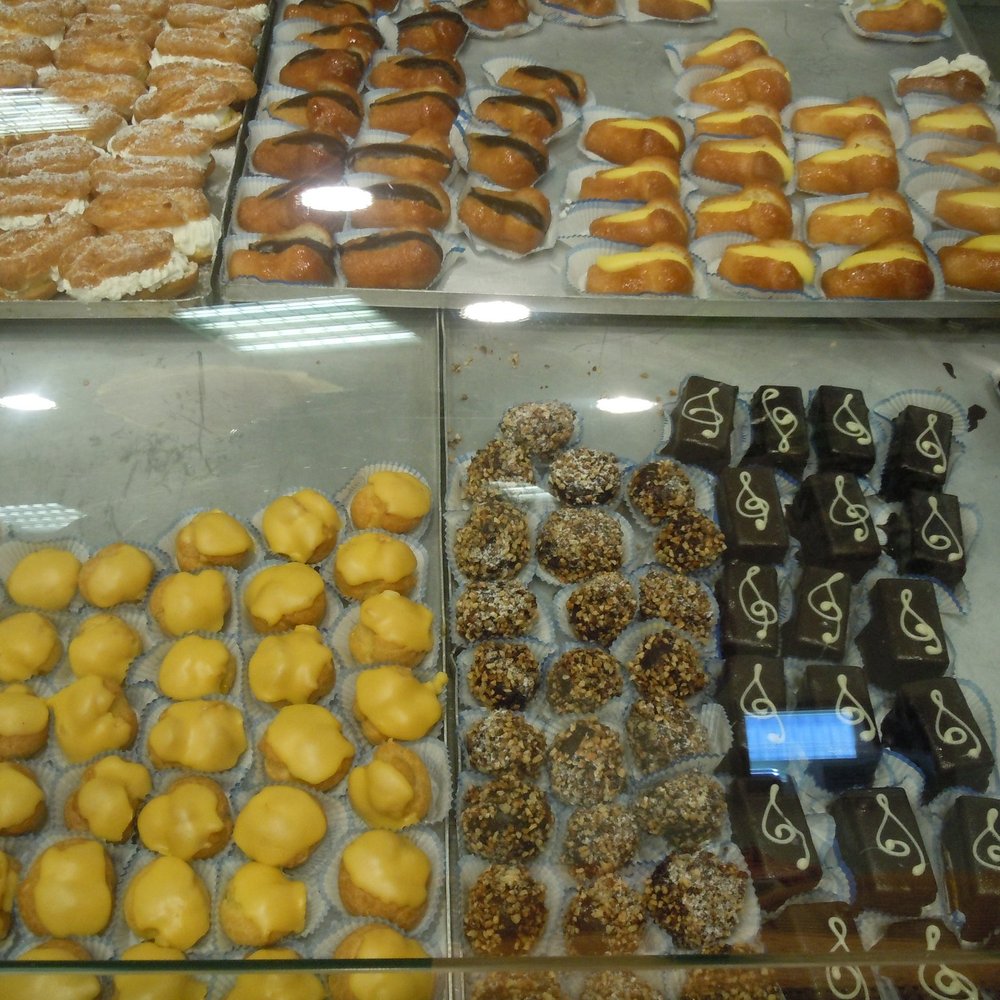 Pasticceria Ottocento - Variety of pastries ... - Desserts Near Me - Rozzano, Michigan