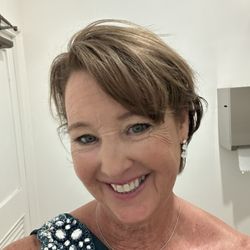 The Blowout Lounge - New "Do"