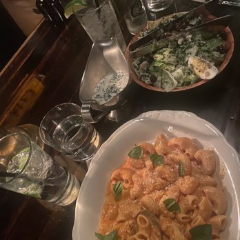 Trivoli Tavern - Wedge salad & vodka rigatoni - American Near Me - Chicago, Illinois Trivoli Tavern - Wedge salad & vodka rigatoni - American Near Me - Chicago, Illinois