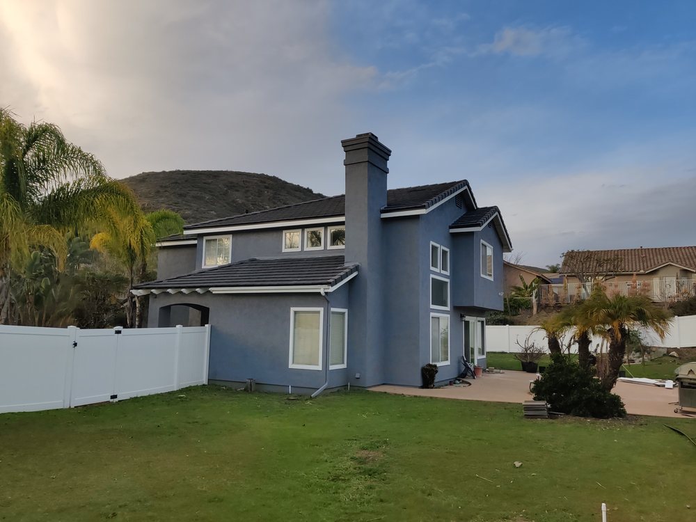 Slide of Sustaita Roofing