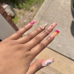 Sam's Nail Studio