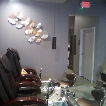 The Glossary Nail Spa - Nail Salons Near Me - Potomac, Maryland