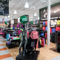 DICK'S Sporting Goods