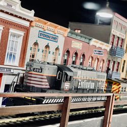 Burlington Station - Model Train Track Loop!