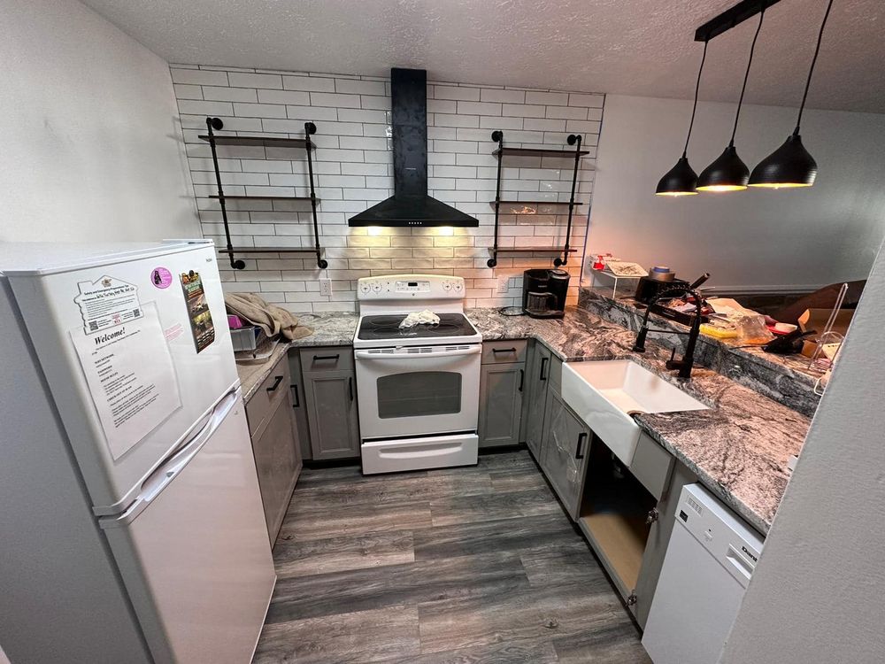 Slide of Ovi Home Improvements