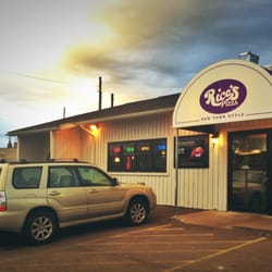 Rico's Pizza