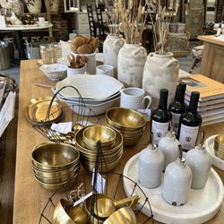 Variety of kitchen wares