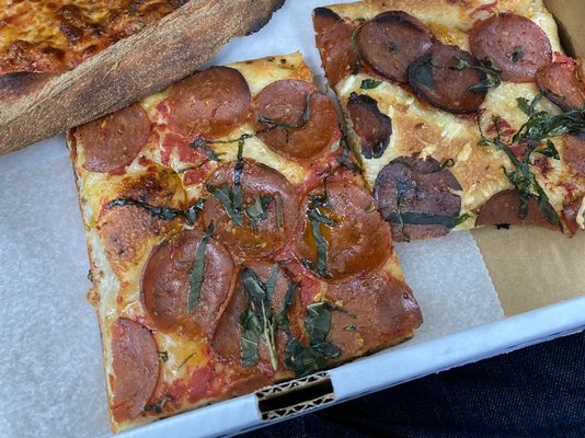 Williamsburg Pizza Union Avenue by null