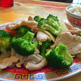 Panda Chinese Restaurant - a plate of broccoli and cauliflower - Chinese Near Me - Carlinville, Illinois