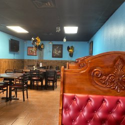 La Fiesta Grill - Dinning area