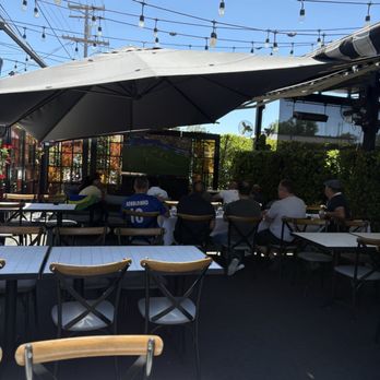 Pardis - Patio - Persian/Iranian Near Me - Glendale, California
