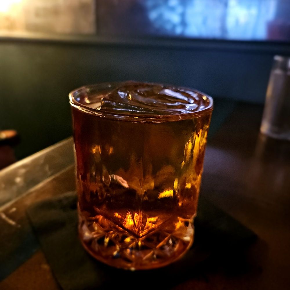 Chapter 4 at Les Amis