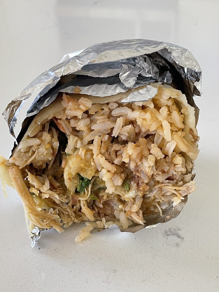 Food from Tacos De Acapulco