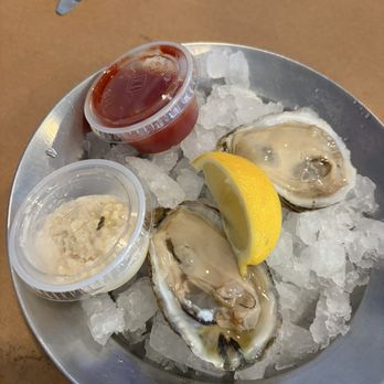 L P Steamers - Seafood Near Me - Baltimore, Maryland