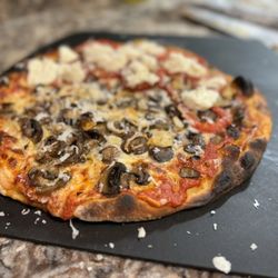 Gail's Pizza Parties - Harveys Bristol cream cooked portobello mushrooms and fresh tomato with ricotta cheese