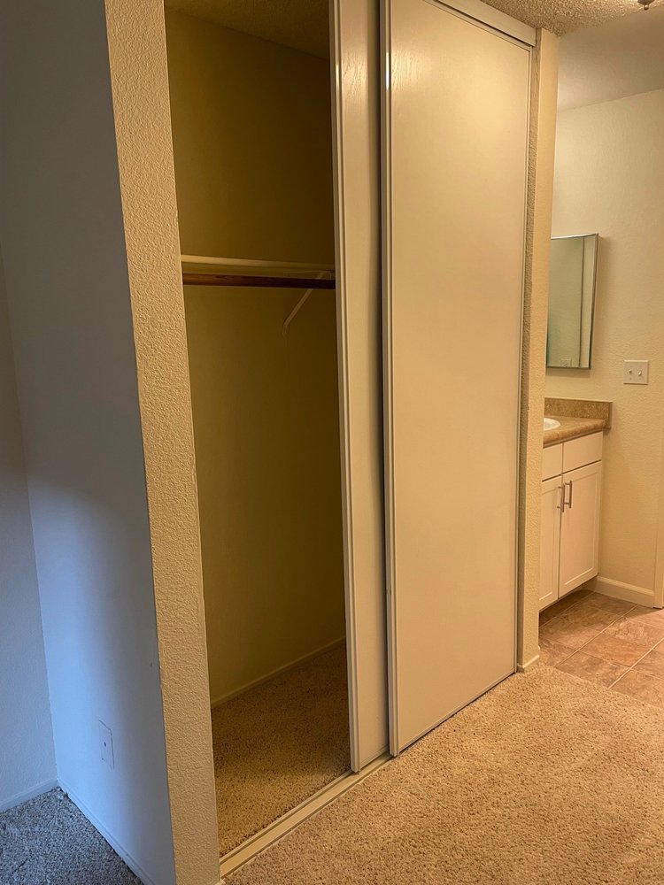 WOODLEAF APARTMENTS Updated July 2024 59 Photos & 81 Reviews 325