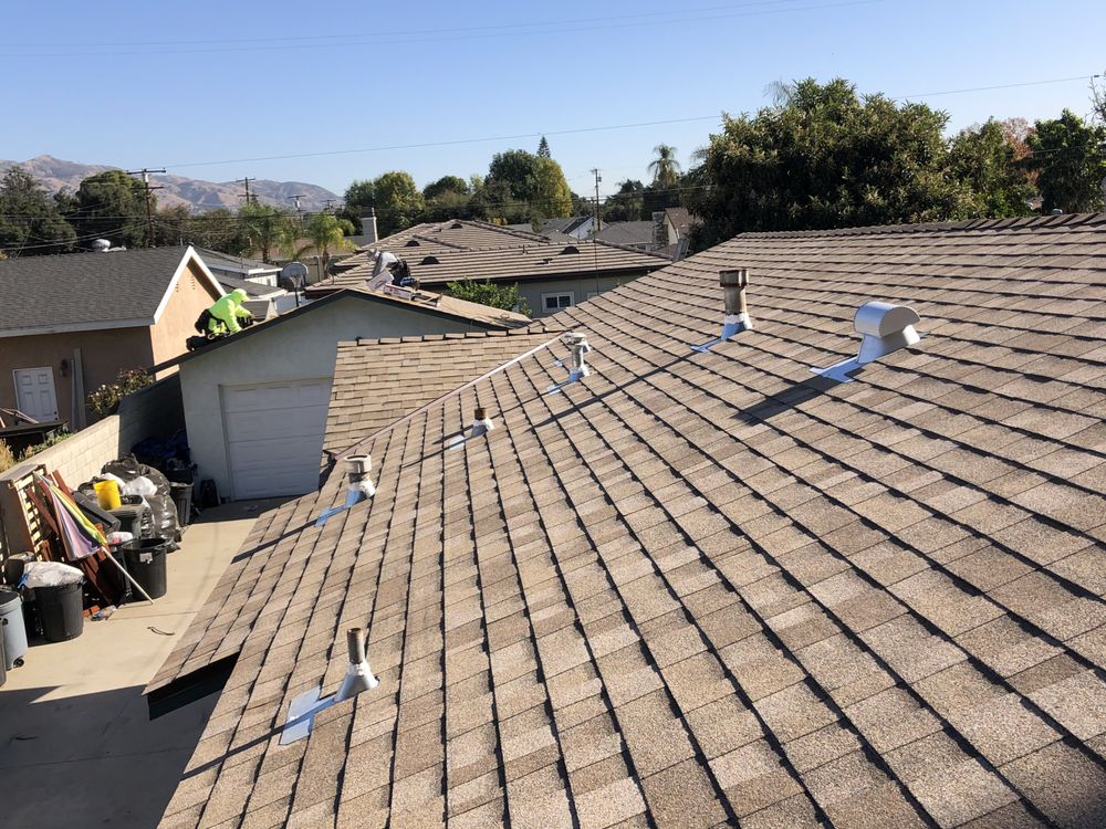 Slide of Bazan Roofing