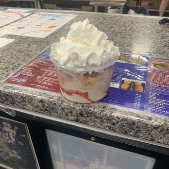 Steak’em Up - Small dish coffee ice cream with whipped cream and cherries - Breakfast & Brunch Near Me - North Wildwood, New Jersey