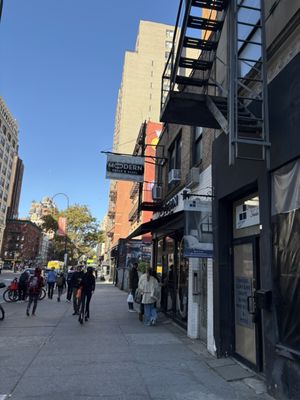 Modern Bread and Bagel by null