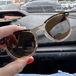 Sunglass Hut - Sunny shades.