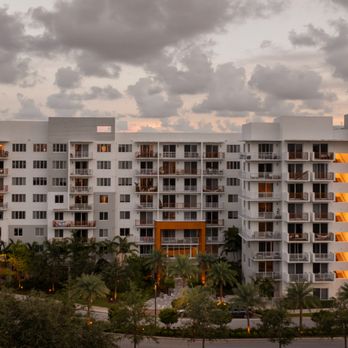 Aura Boca - Apartments Near Me - Boca Raton, Florida Aura Boca - Apartments Near Me - Boca Raton, Florida