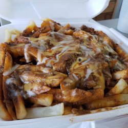 Louisiana Famous Fried Chicken - Large Chili Cheese Fries
