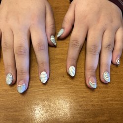 LV Nails & Spa