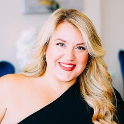 KiKi Beauty Bar