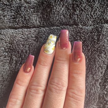 Platinum Nails & Spa - Nail Salons Near Me - Oceanside, California