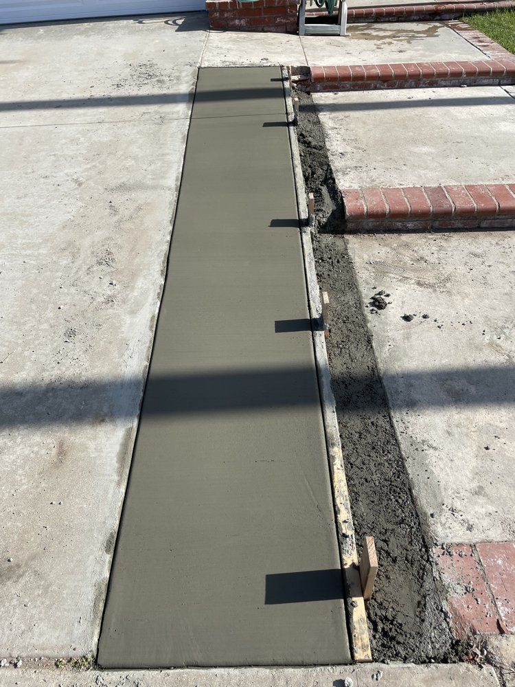 Slide of Joe’s Roofing & Paving