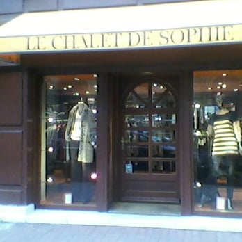Chalet de Sophie - Entrée au N° 41 de la  rue Nicolas Leblanc à Lille. - Women's Clothing Near Me - Lille, 59