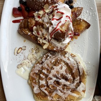 Broken Yolk Cafe - Breakfast & Brunch Near Me - Costa Mesa, California Broken Yolk Cafe - Breakfast & Brunch Near Me - Costa Mesa, California