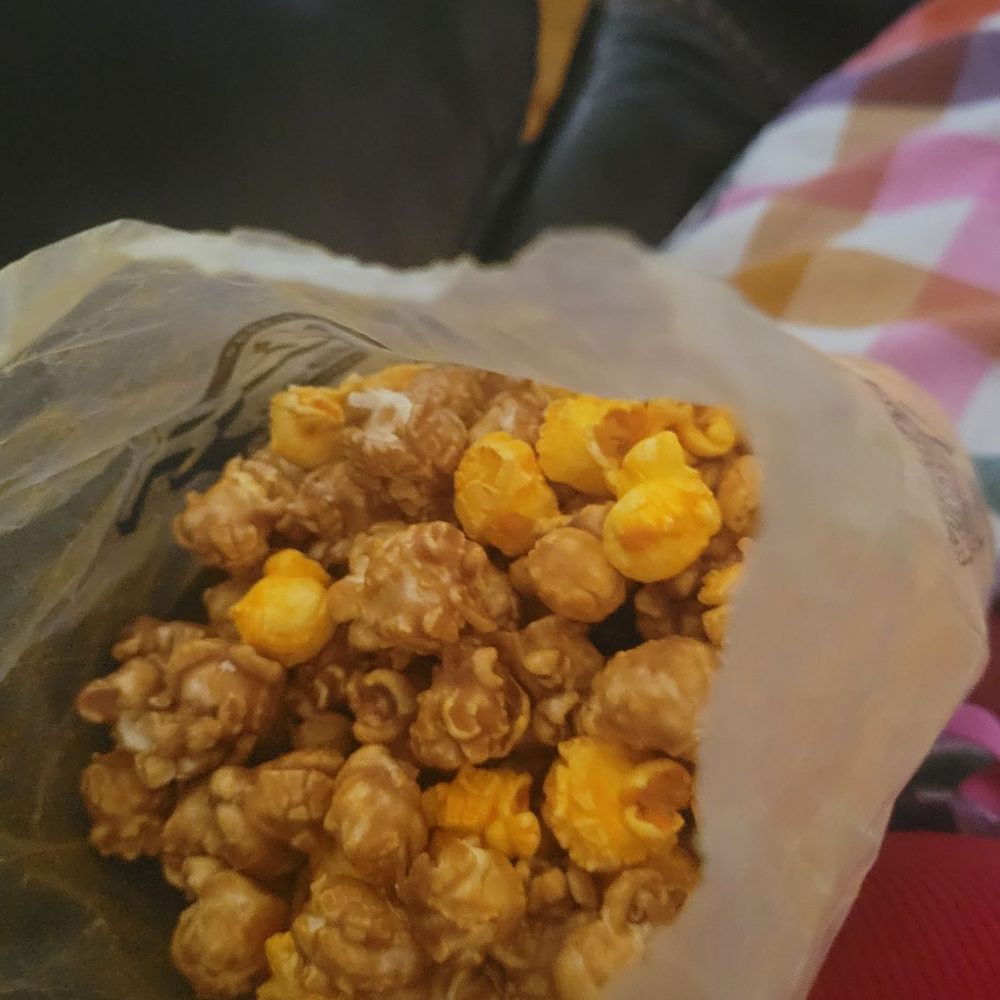 Garrett Popcorn Shops - Popcorn Shops Near Me - Chicago, Illinois